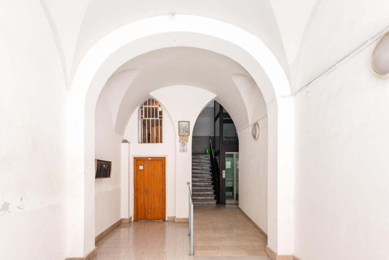 Functional & Central Flat With Netflix Bari Bagian luar foto